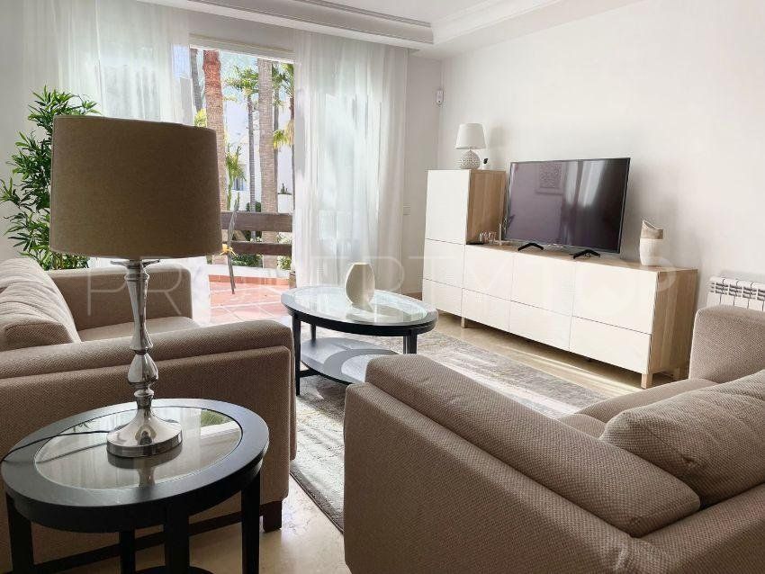 Apartment for sale in Marbella - Puerto Banus with 2 bedrooms