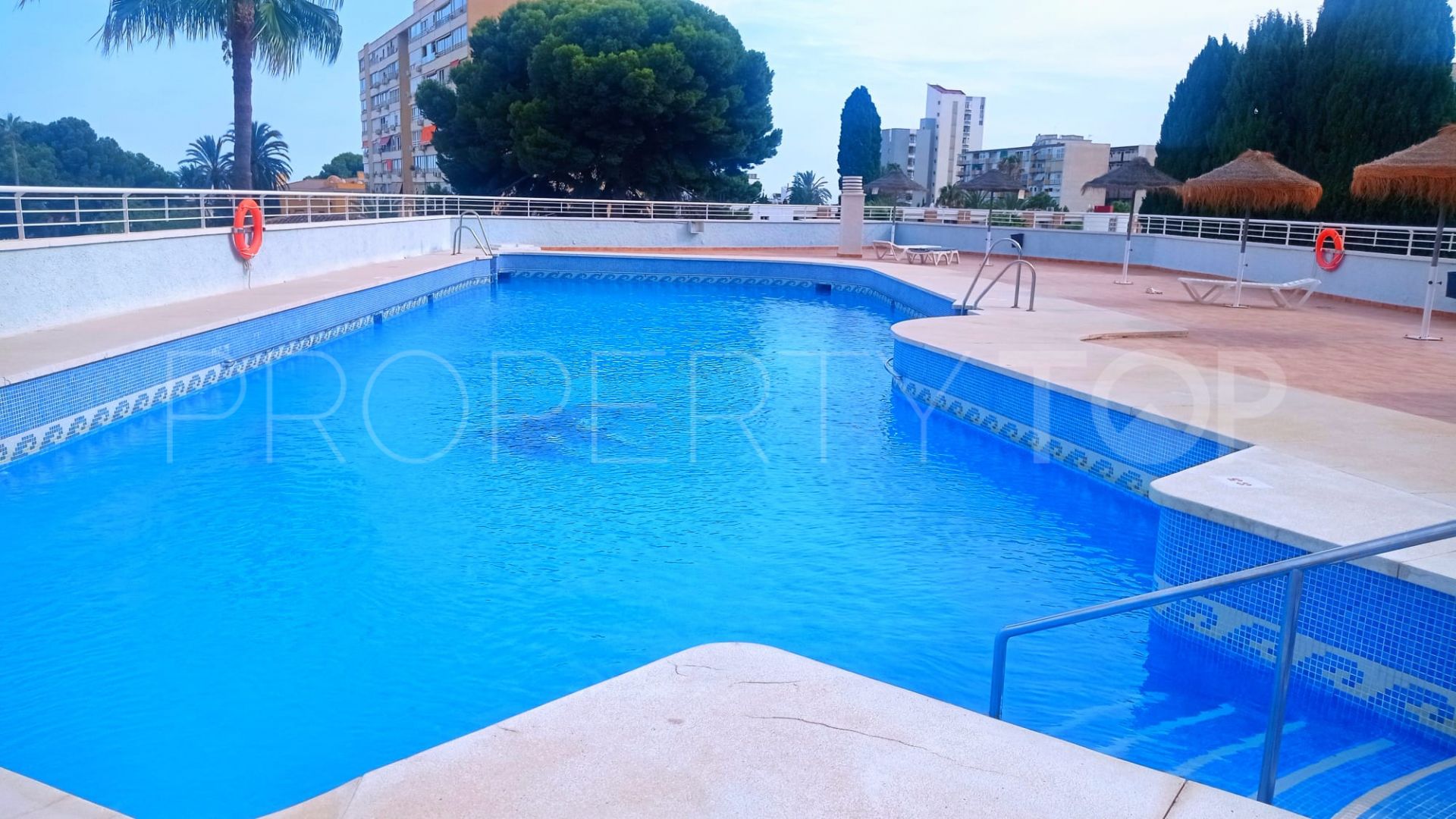 Ground floor apartment with 1 bedroom for sale in Benalmadena Costa