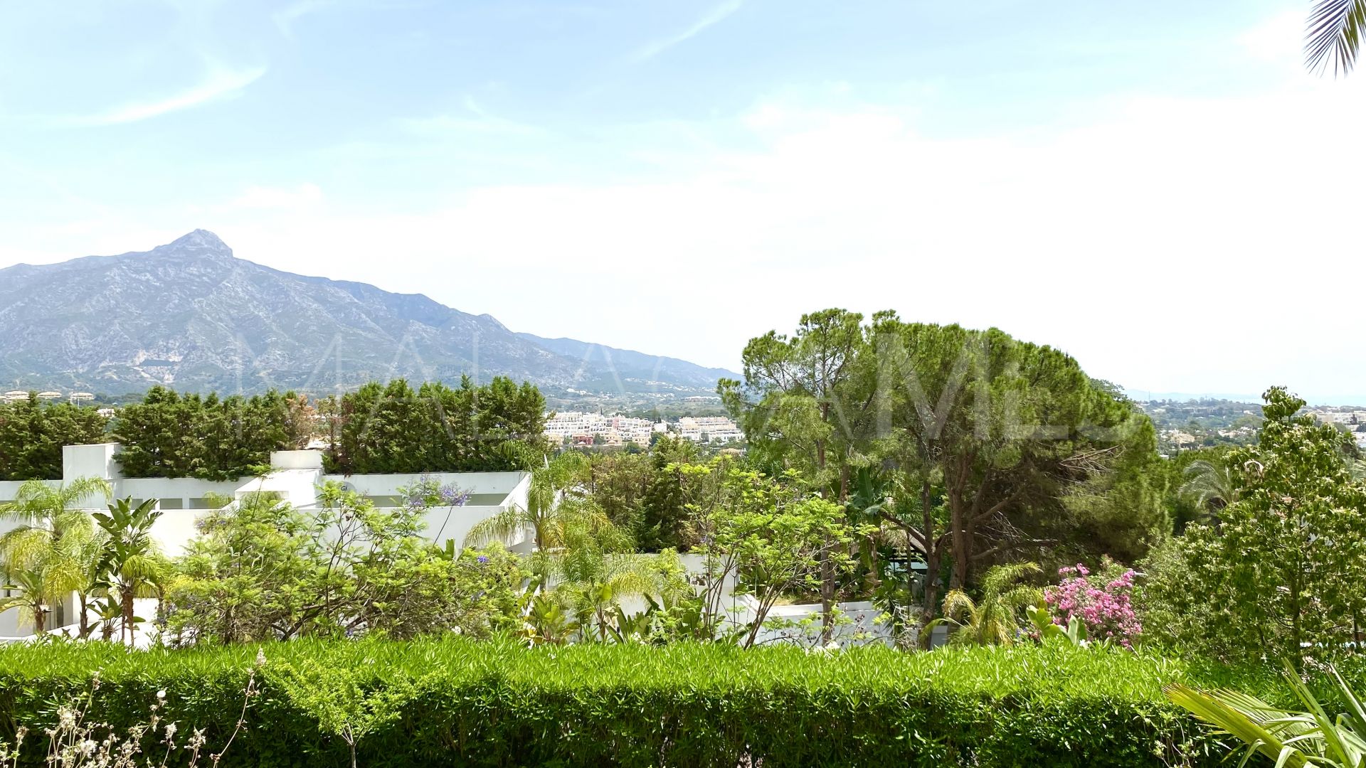 Appartement rez de chaussée for sale in La Corniche