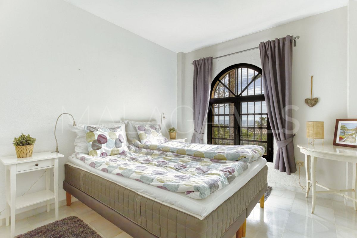 For sale villa in Torrequebrada with 5 bedrooms