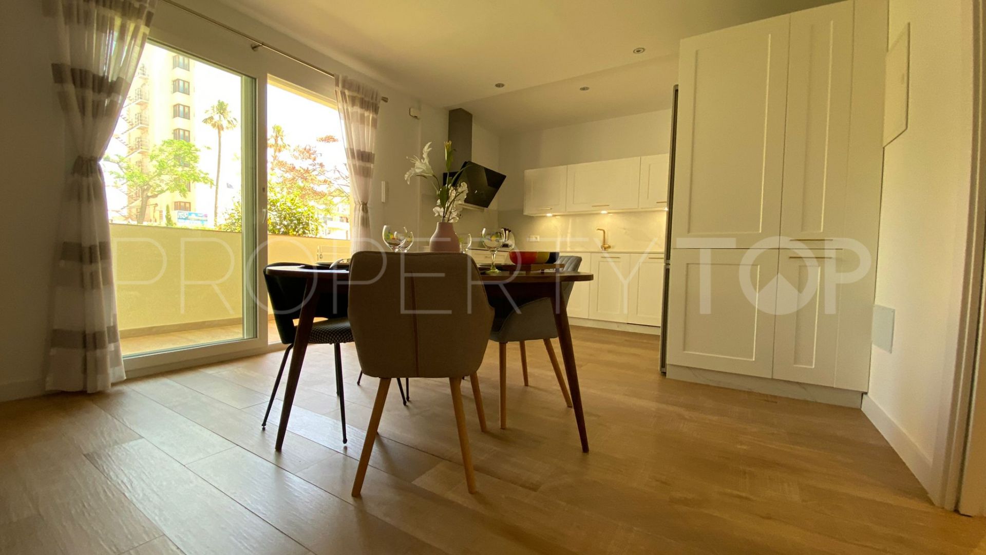 Ground floor apartment for sale in Bajondillo with 1 bedroom