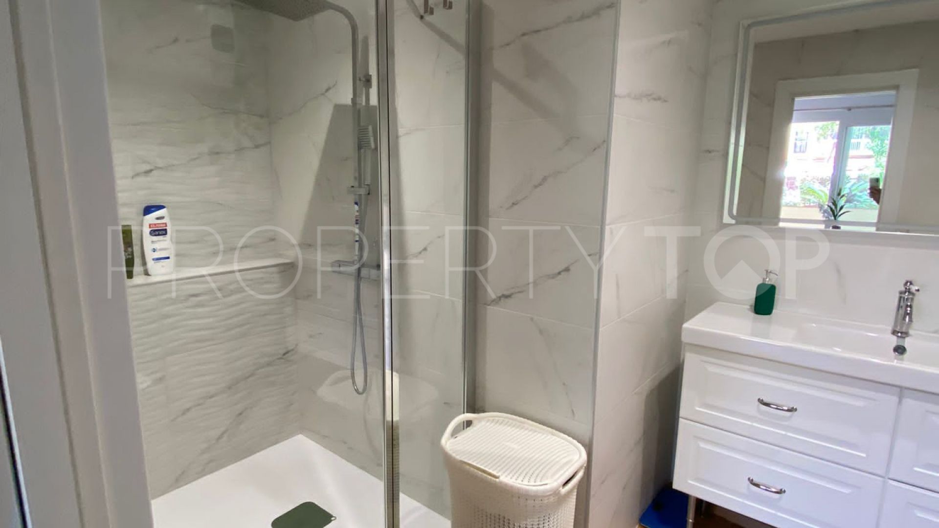 Ground floor apartment for sale in Bajondillo with 1 bedroom