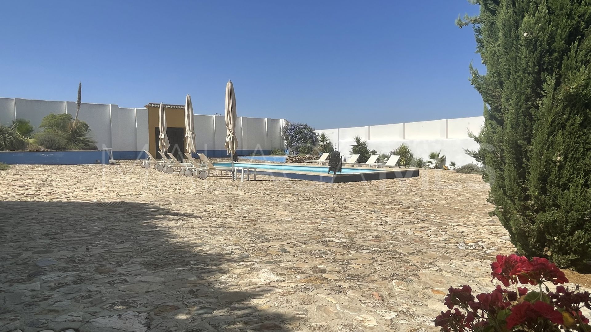 Cortijo with 8 bedrooms for sale in Antequera
