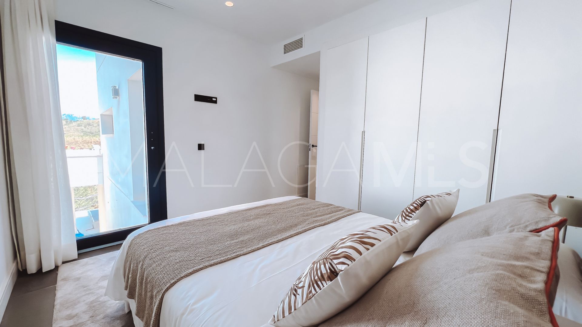 For sale 3 bedrooms villa in La Cala Golf Resort