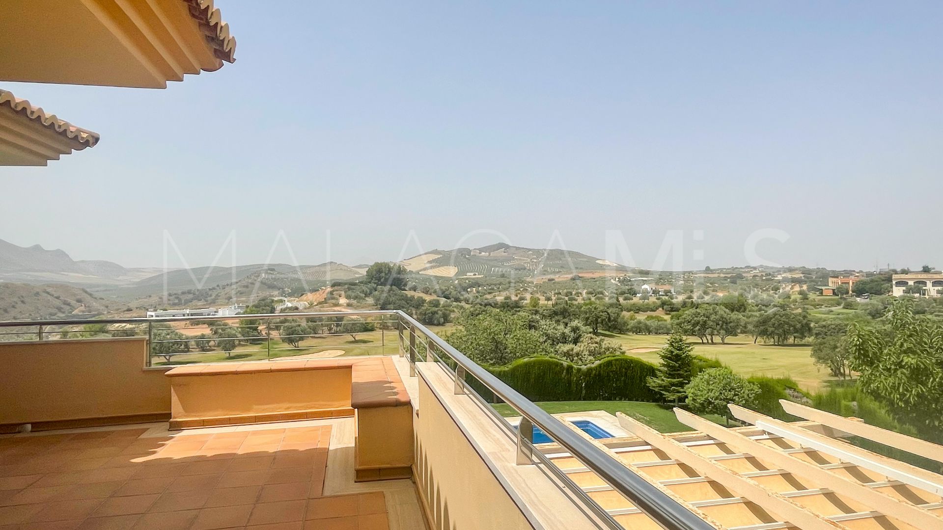 For sale Antequera villa with 6 bedrooms