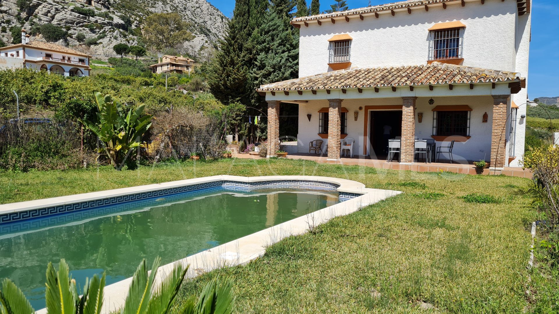 Villa for sale in Valle de Abdalajis