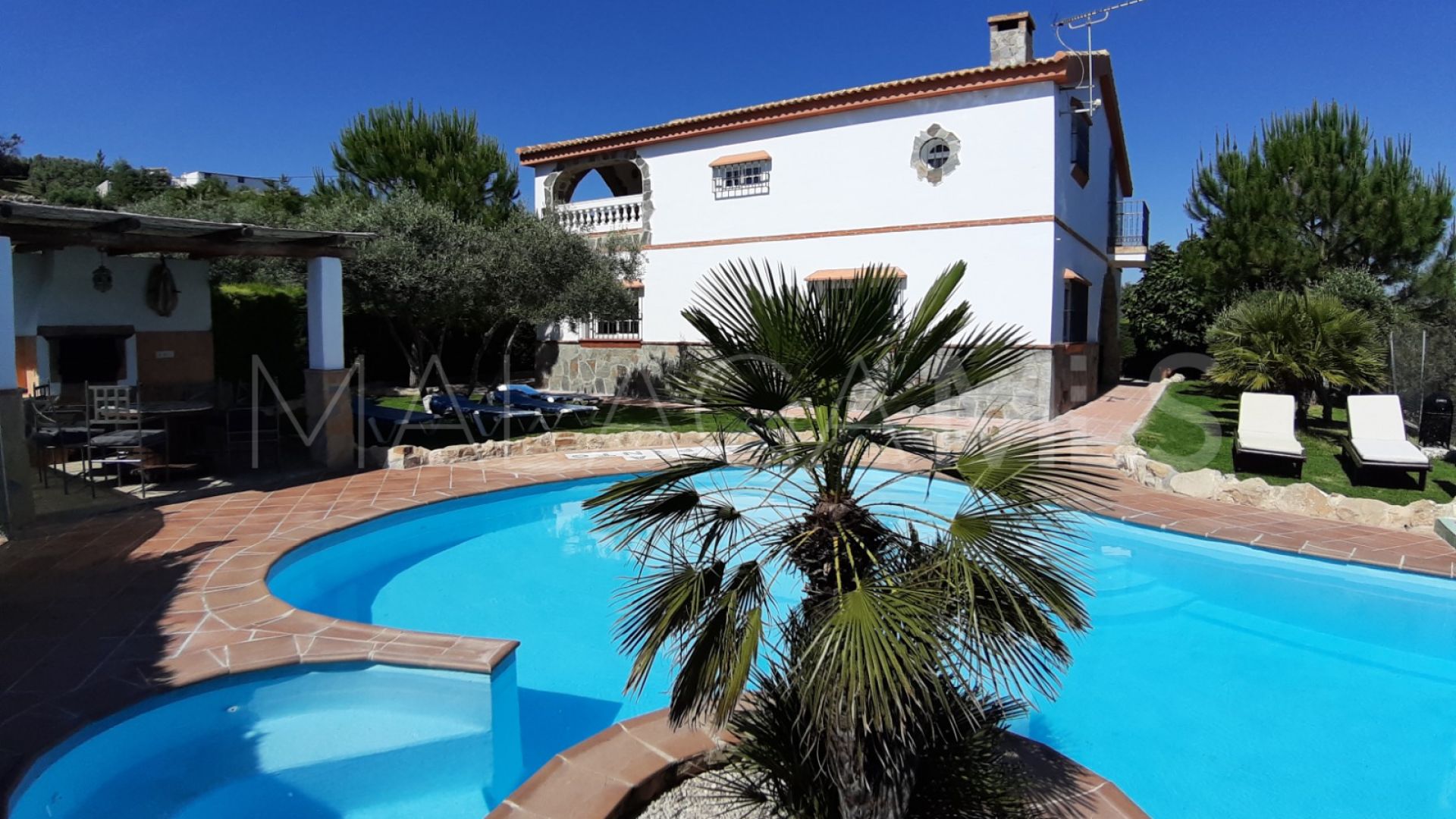 For sale villa in Villanueva de la Concepción