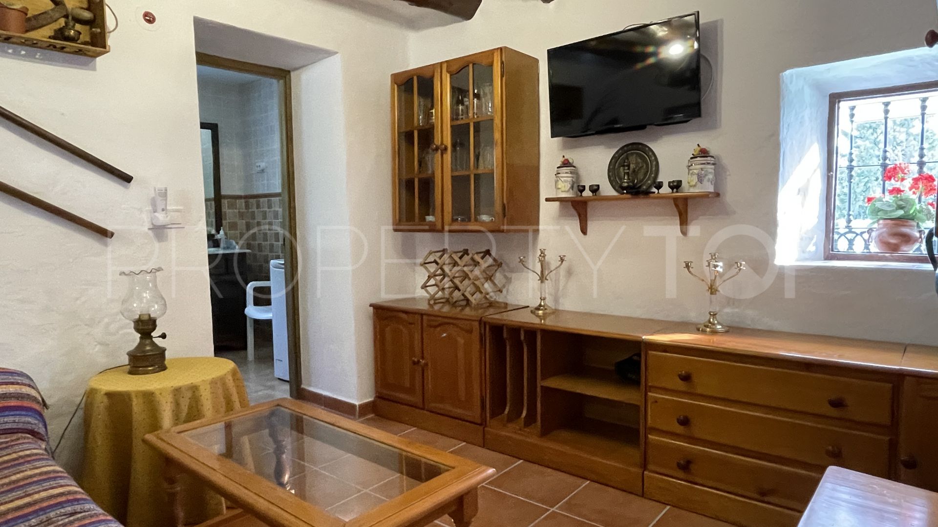 Casa de campo con 2 dormitorios a la venta en El Chorro