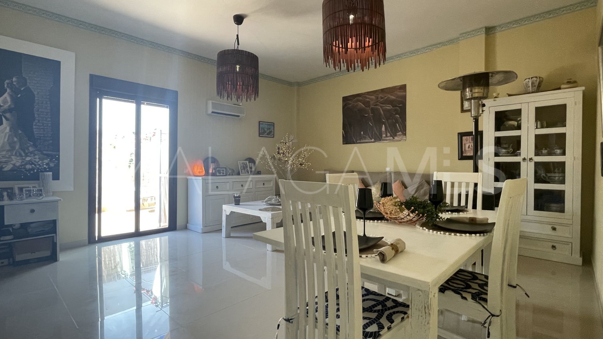 Adosado with 2 bedrooms for sale in Mollina