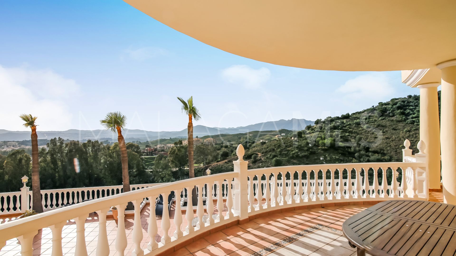 Buy villa in Mijas Golf de 7 bedrooms