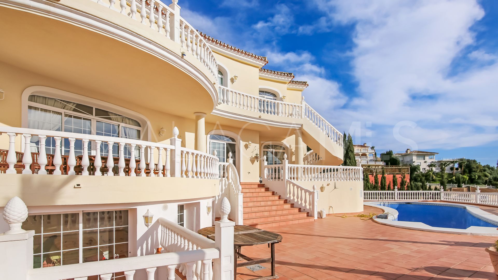 Villa for sale in Mijas Golf