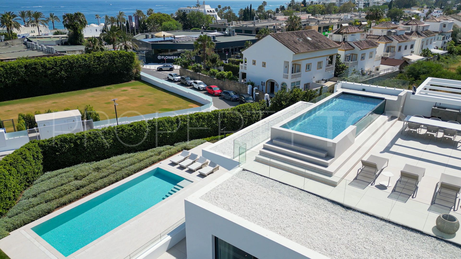 Marbella Golden Mile villa for sale