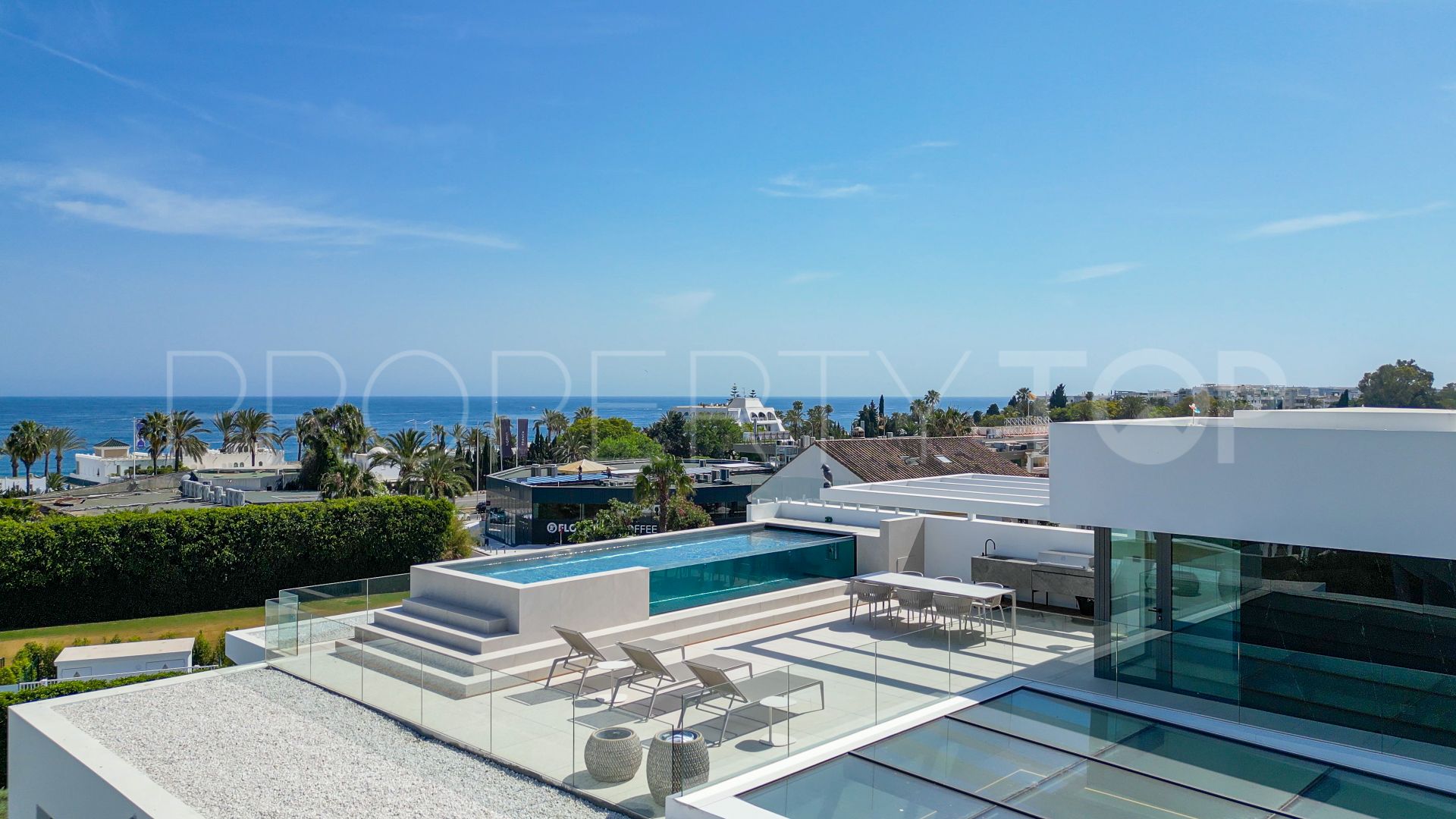 Marbella Golden Mile villa for sale