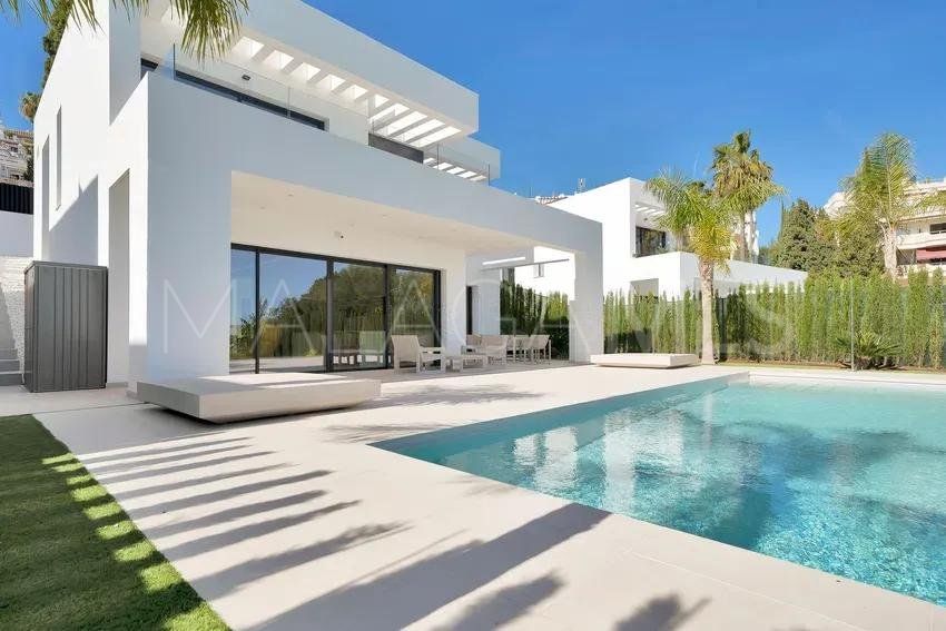 Villa for sale in Mijas Golf