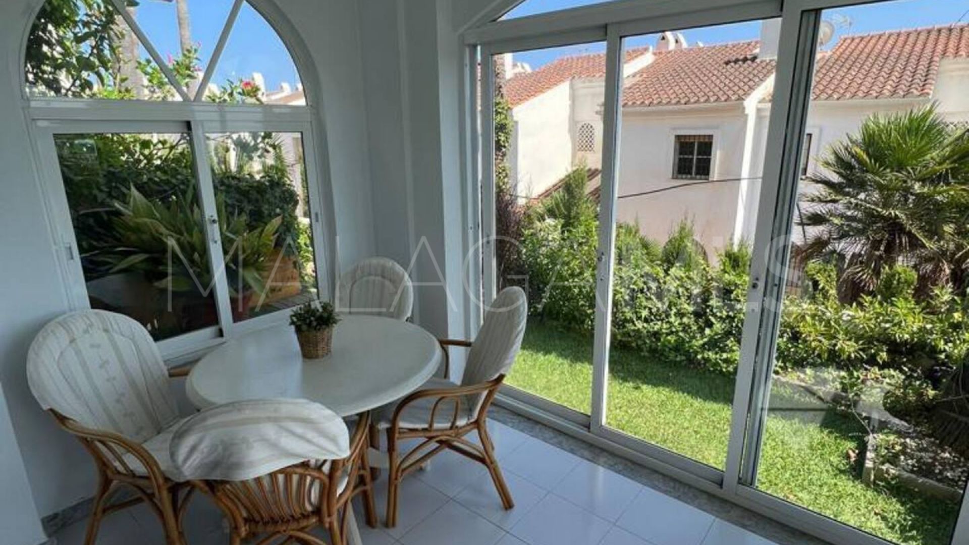 Maison de ville for sale in Playamarina