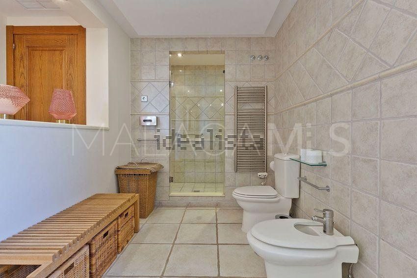 Villa for sale in Mijas Golf