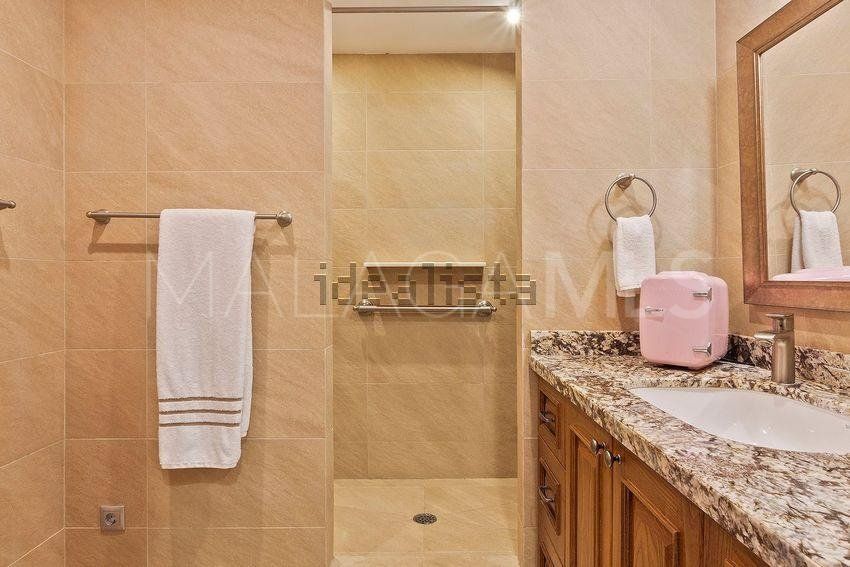 Villa for sale in Mijas Golf