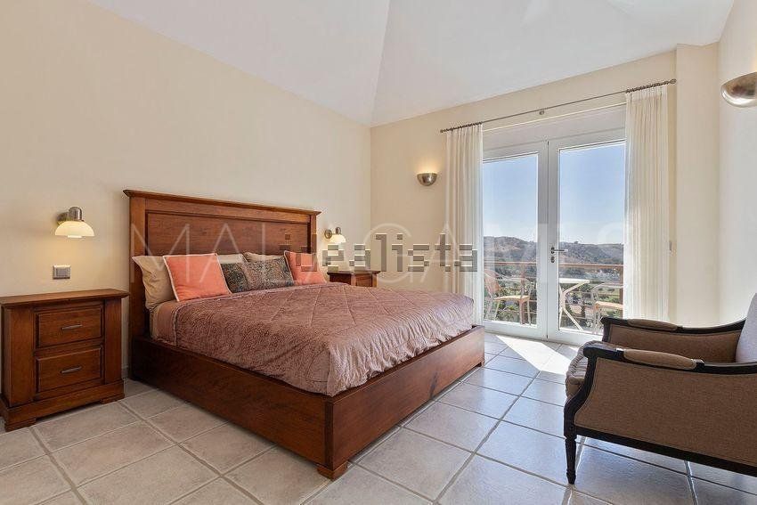 Villa for sale in Mijas Golf