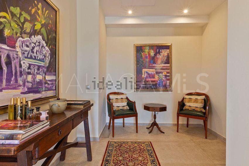 Villa for sale in Mijas Golf