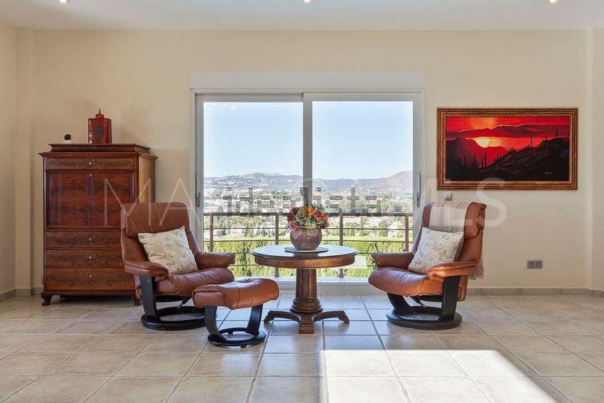 Villa for sale in Mijas Golf