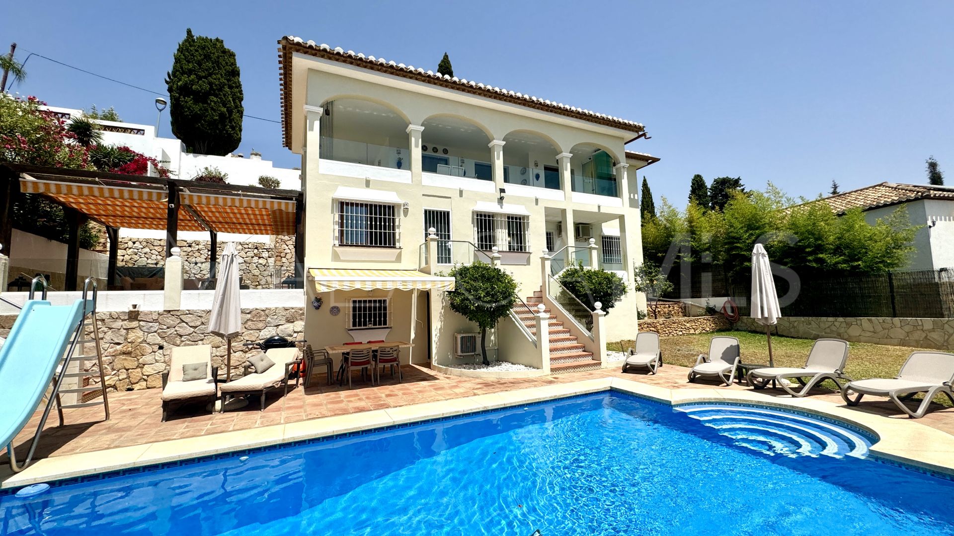 Villa for sale in Mijas Golf with 4 bedrooms