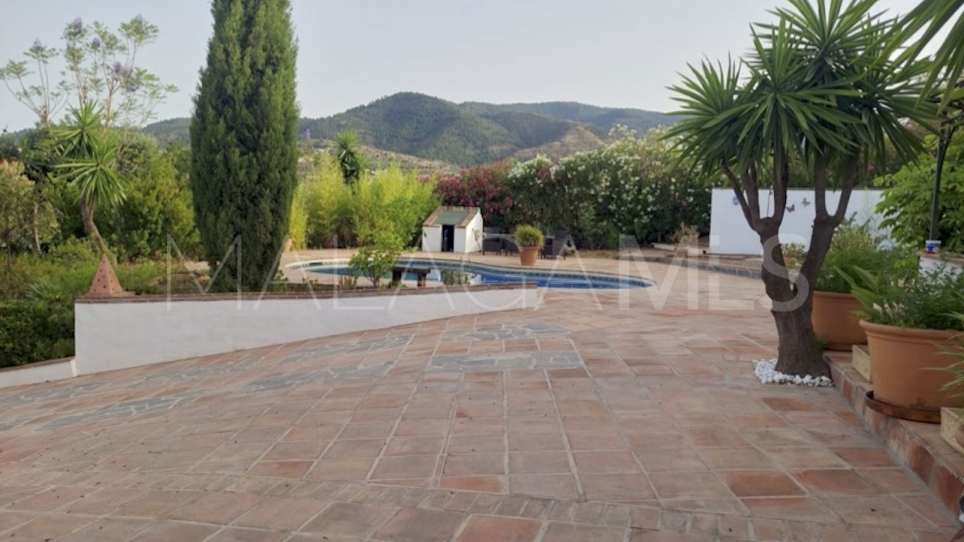 Finca for sale in Tolox