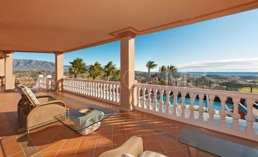 Cala de Mijas, villa de 7 bedrooms for sale