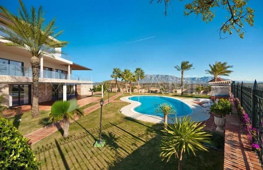 Cala de Mijas, villa de 7 bedrooms for sale
