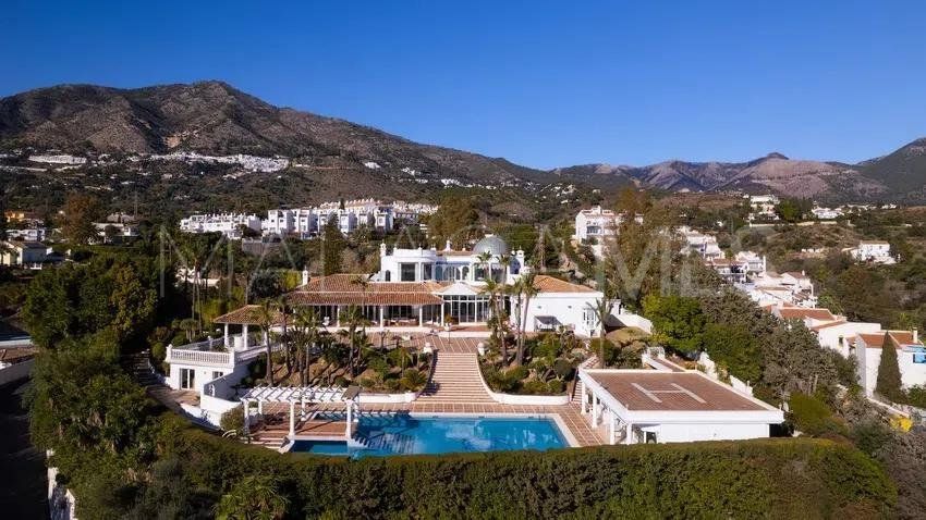 Villa for sale in Mijas Pueblo