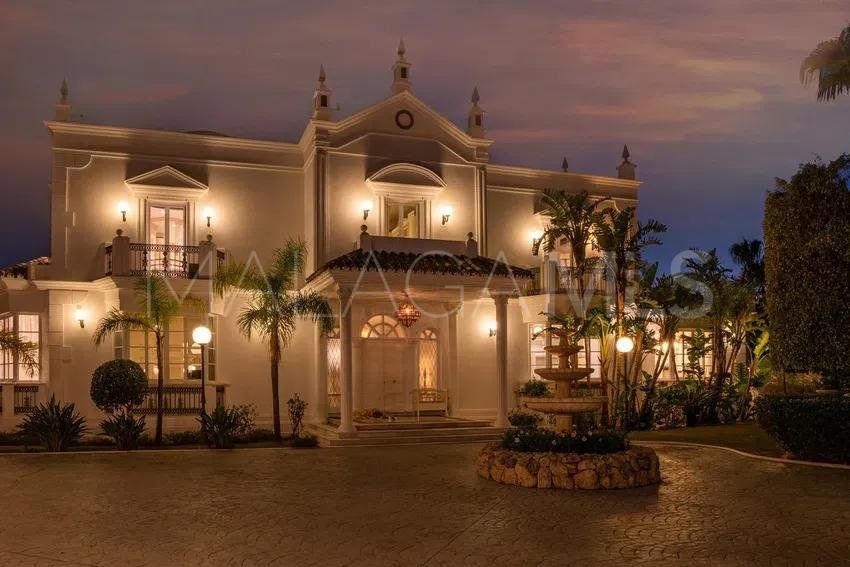 Villa for sale in Mijas Pueblo