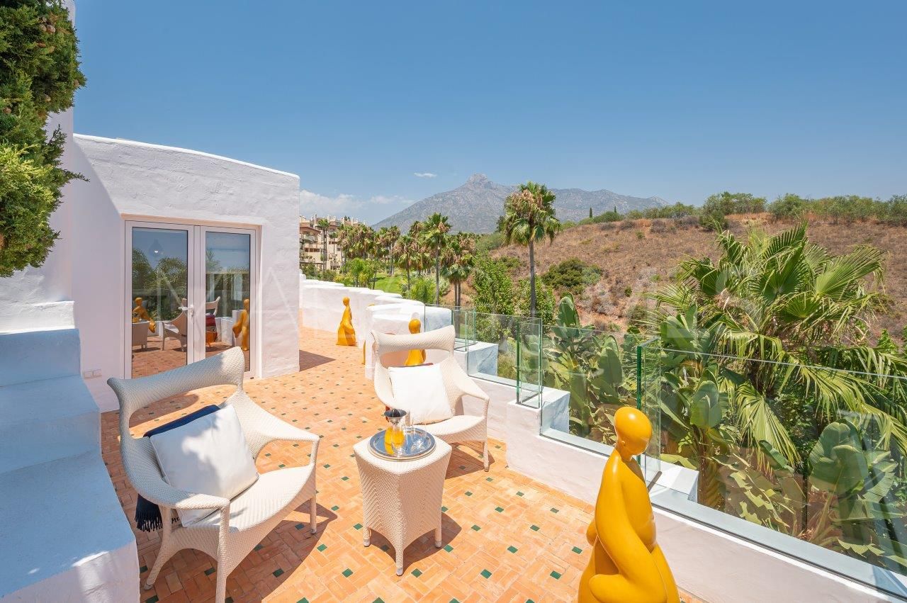 Marbella Golden Mile 5 bedrooms town house for sale