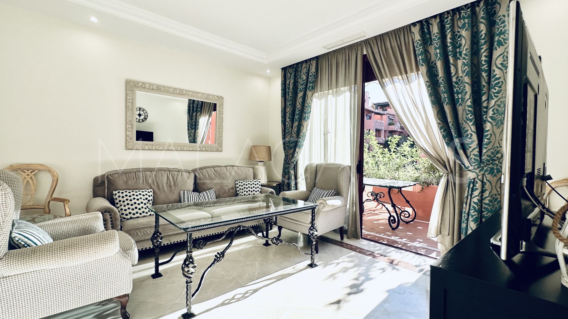 Elviria Playa, apartamento for sale de 3 bedrooms