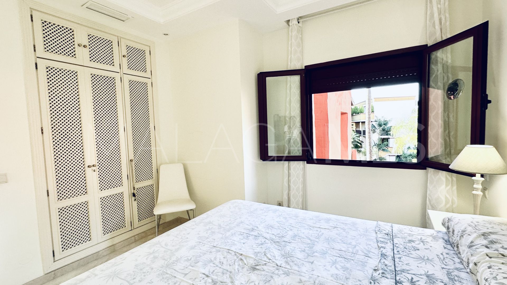 Elviria Playa, apartamento for sale de 3 bedrooms