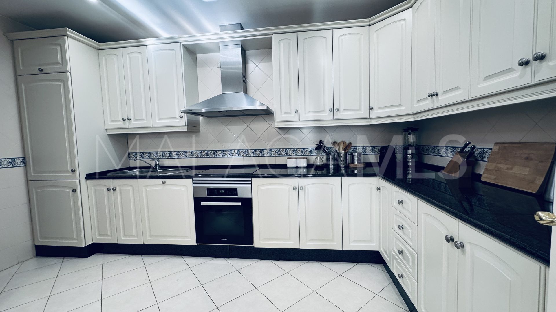 Elviria Playa, apartamento for sale de 3 bedrooms