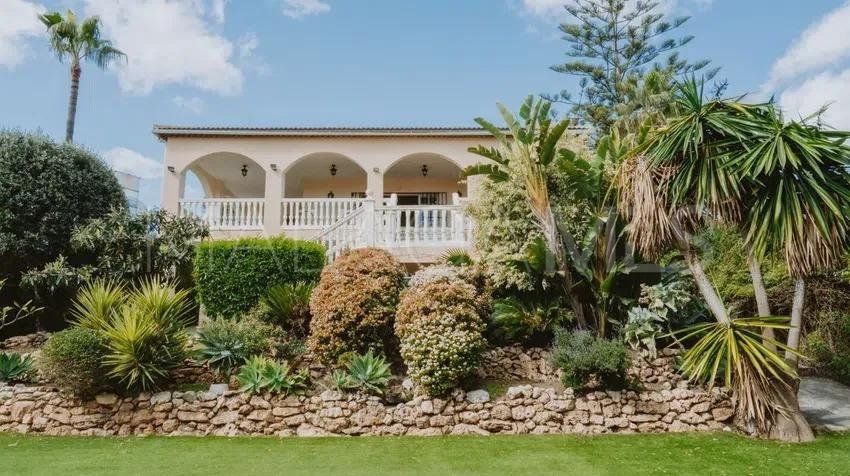 Marbesa villa for sale