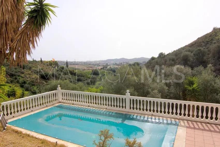 Villa for sale in Mijas Golf