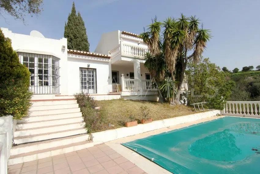 Villa for sale in Mijas Golf