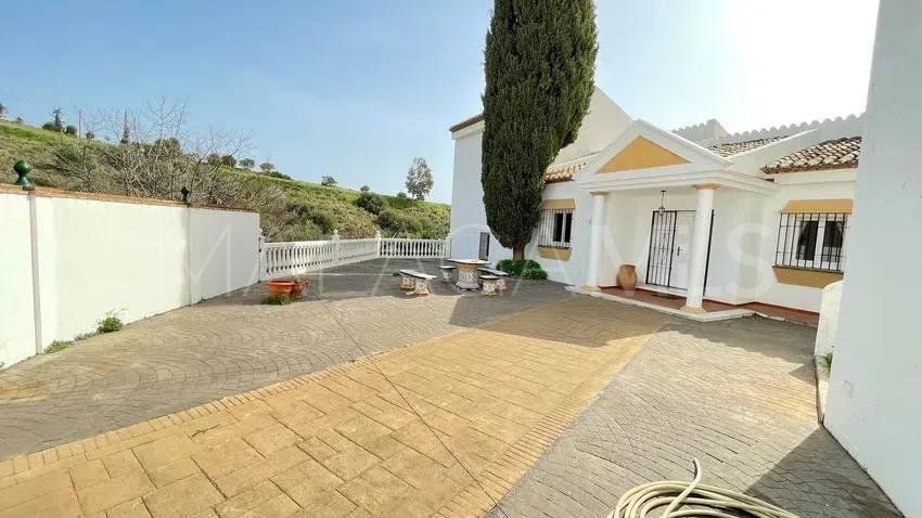 Villa for sale in Mijas Golf