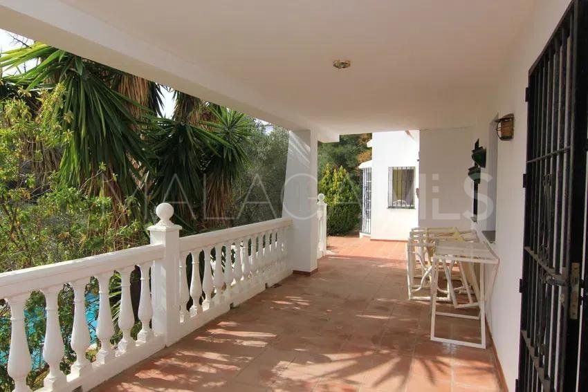 Villa for sale in Mijas Golf