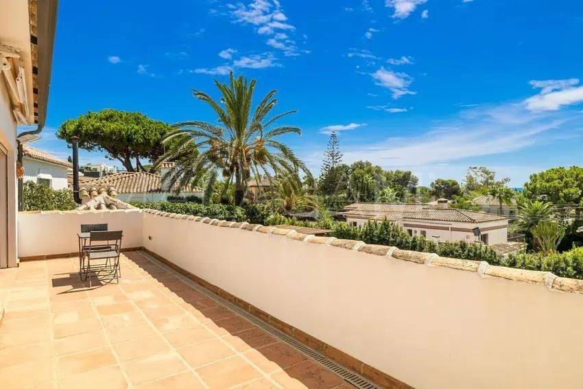 Villa for sale in Marbesa