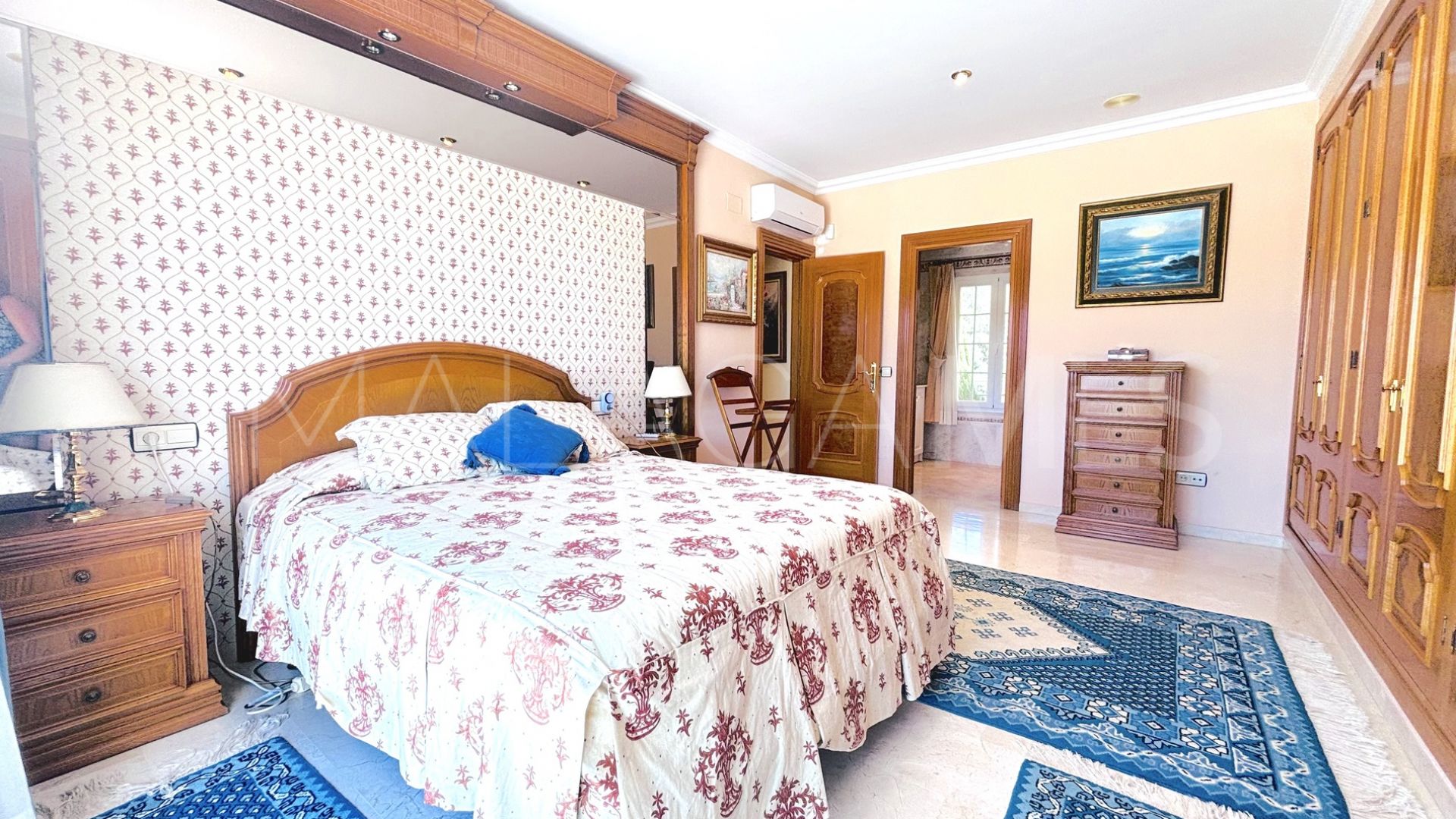 Villa for sale in Mijas Golf