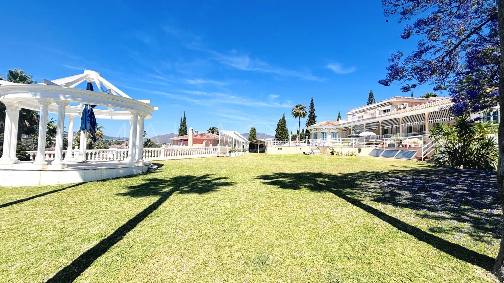 Villa for sale in Mijas Golf