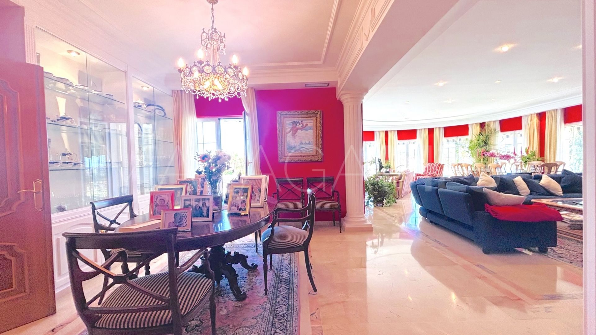 Villa for sale in Mijas Golf