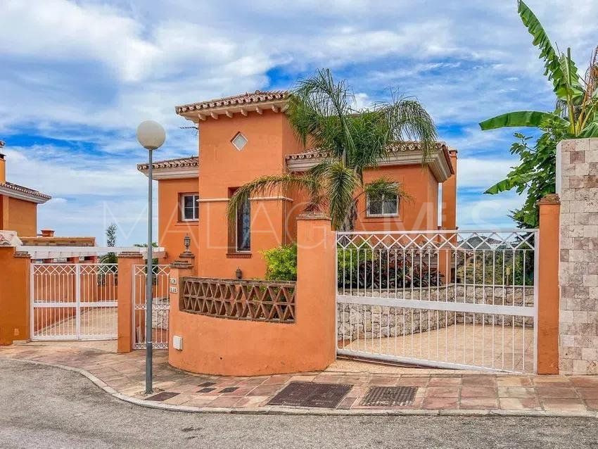 Cerrado del Aguila villa for sale