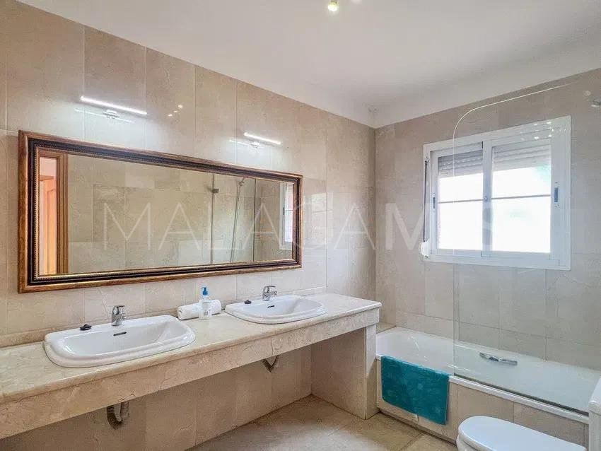 Cerrado del Aguila villa for sale