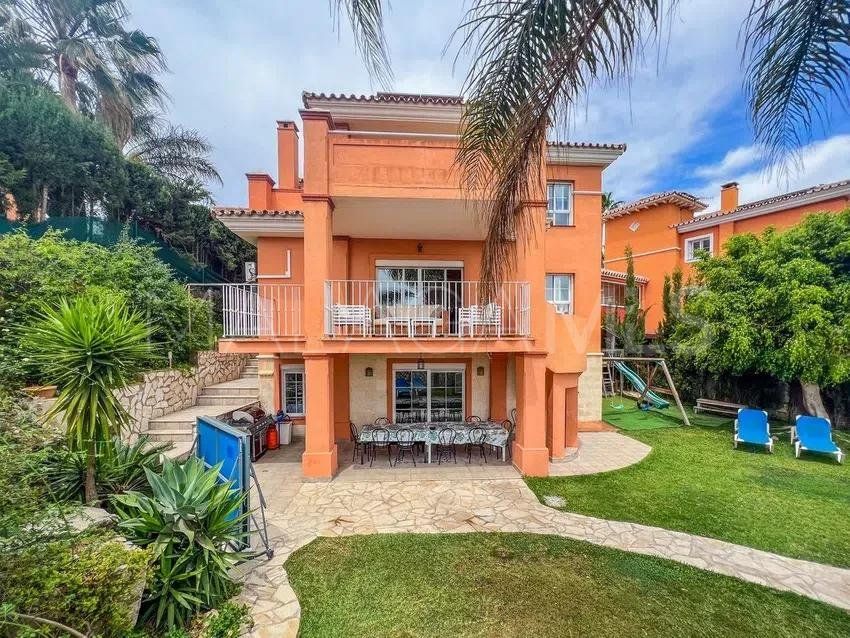 Cerrado del Aguila villa for sale