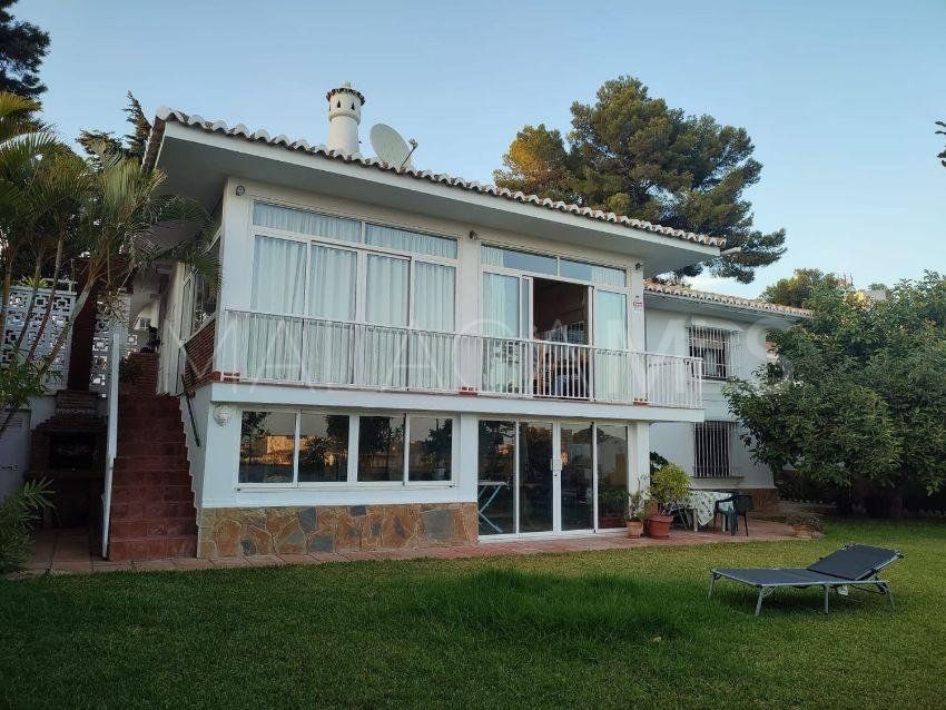 Villa for sale in El Coto