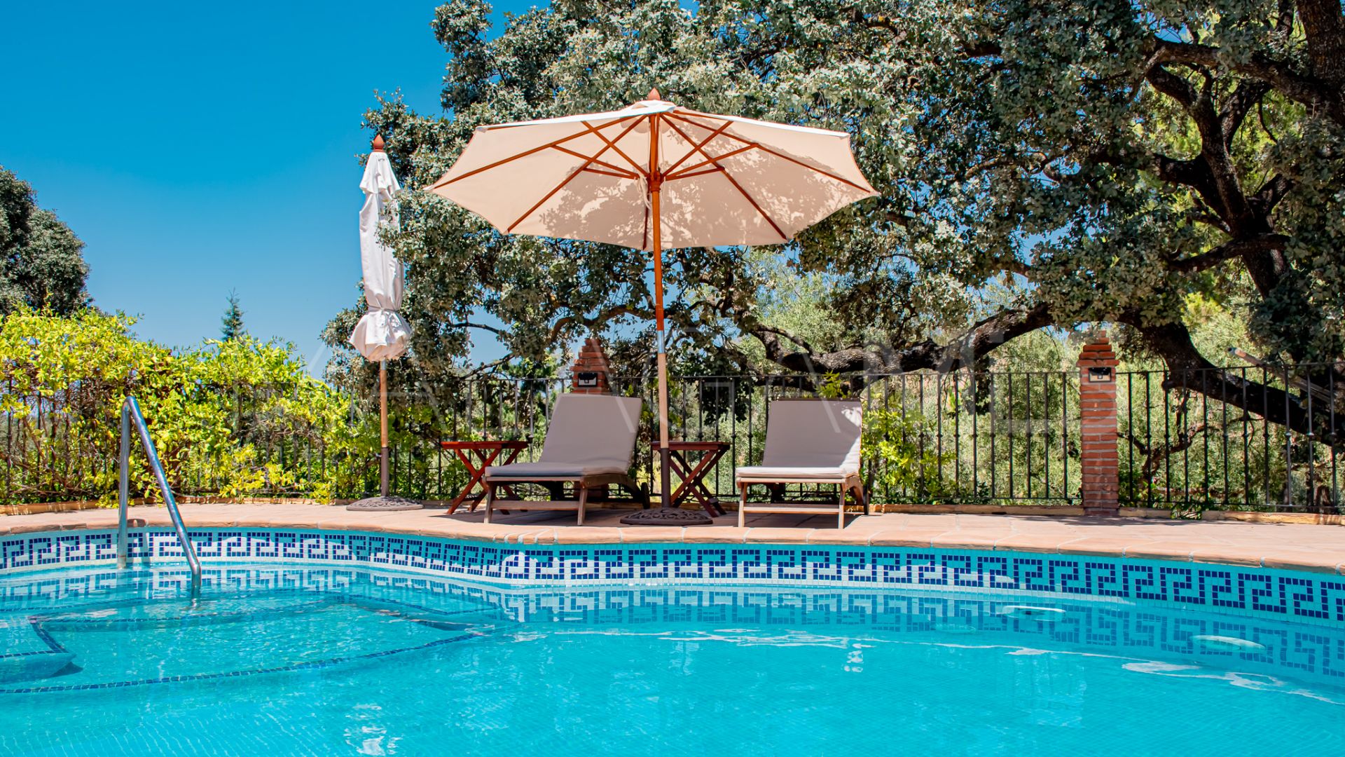 Ferme for sale in Villanueva del Rosario