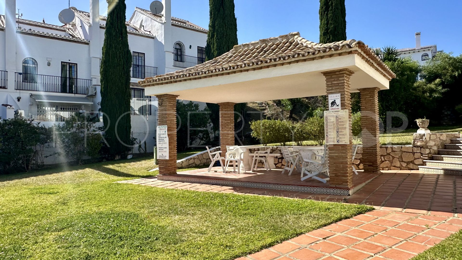 For sale ground floor apartment in Riviera del Sol with 2 bedrooms