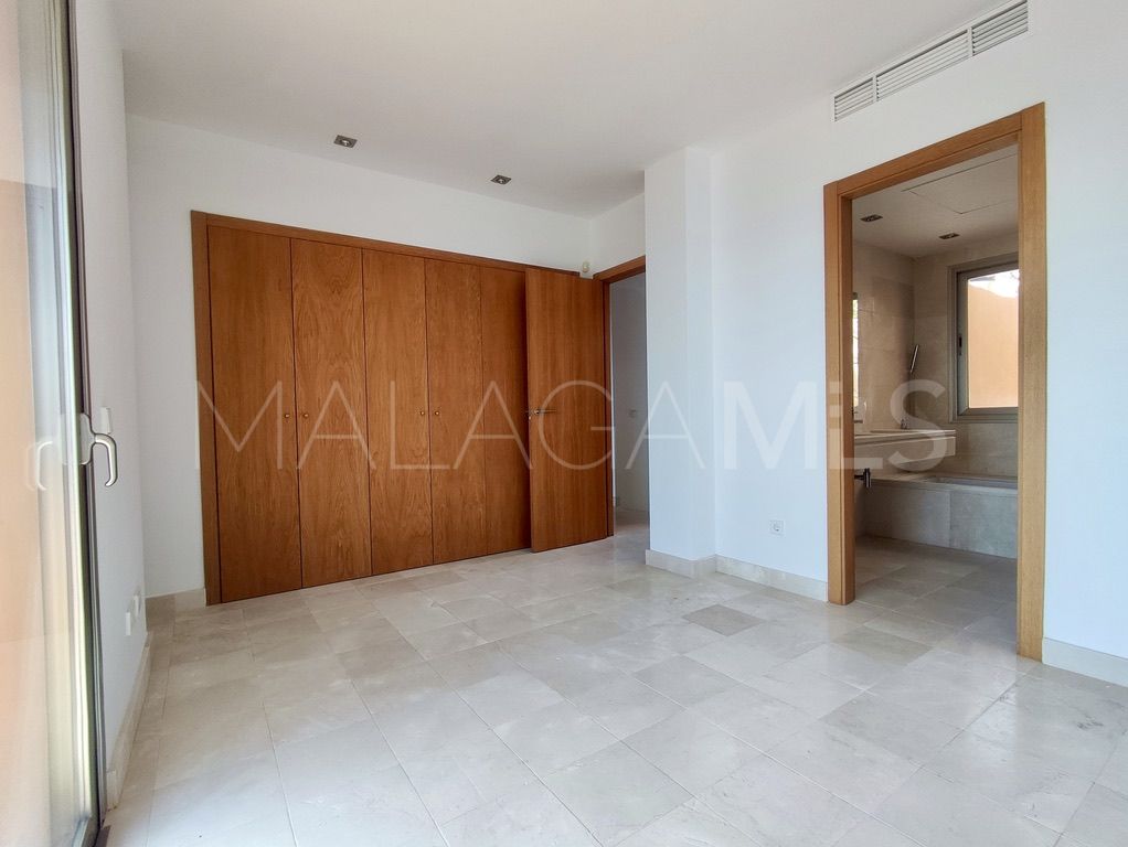 Adosado with 5 bedrooms for sale in Calanova Golf